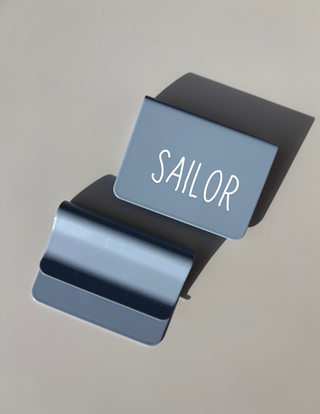 Label clip for Sculpted bin in Sailor color