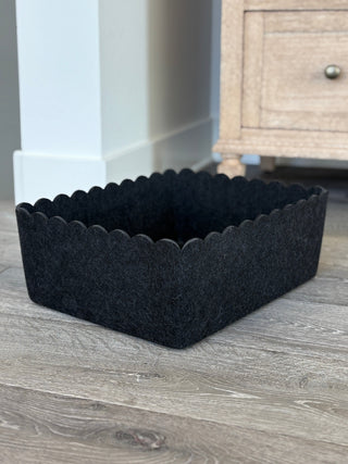 Scalloped_Large_-_Carbon