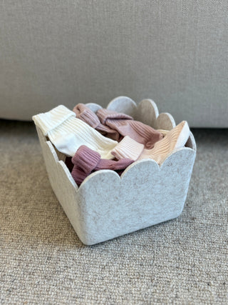 Scalloped_Petite_-_Stone