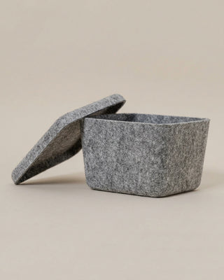 The Sculpted Bin - Petite with Lid